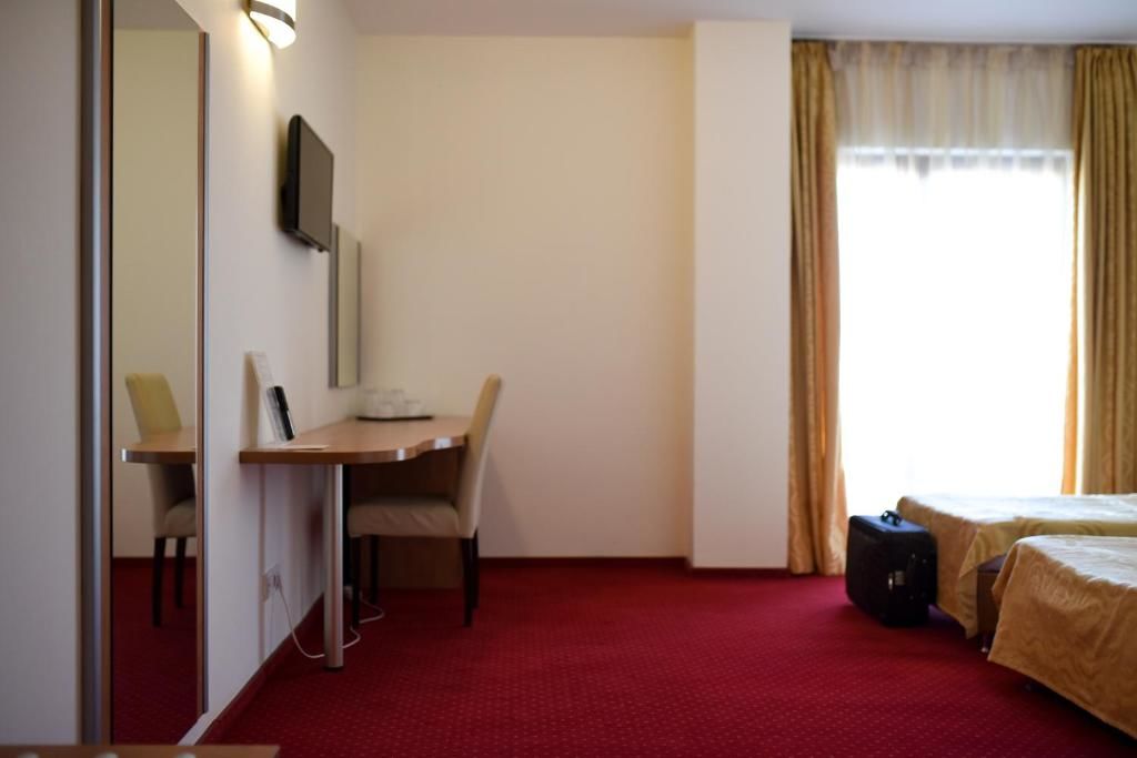 Отель Euro Hotels Gara de Nord (Polizu) Бухарест-67