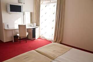 Отель Euro Hotels Gara de Nord (Polizu) Бухарест Двухместный номер с 2 отдельными кроватями-19